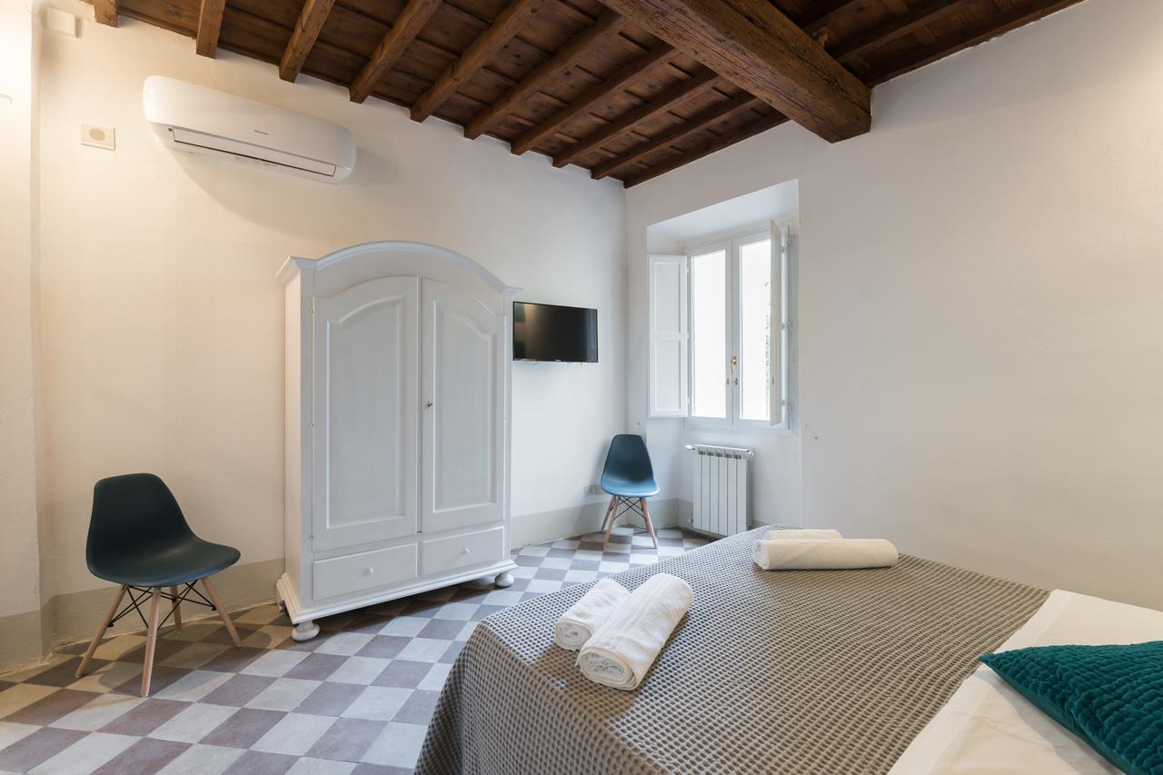 F6 - Santa Croce One Bedroom Flat For 2 Or 3 Guests Firenze Esterno foto